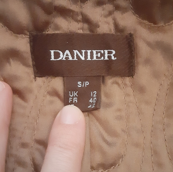 DANIER leather Camel Colour Coat- Women's Size Small - Picture 12 of 13